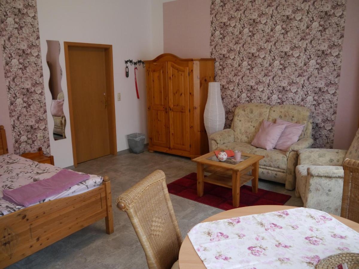 Pension Paetau Schonberg  Экстерьер фото